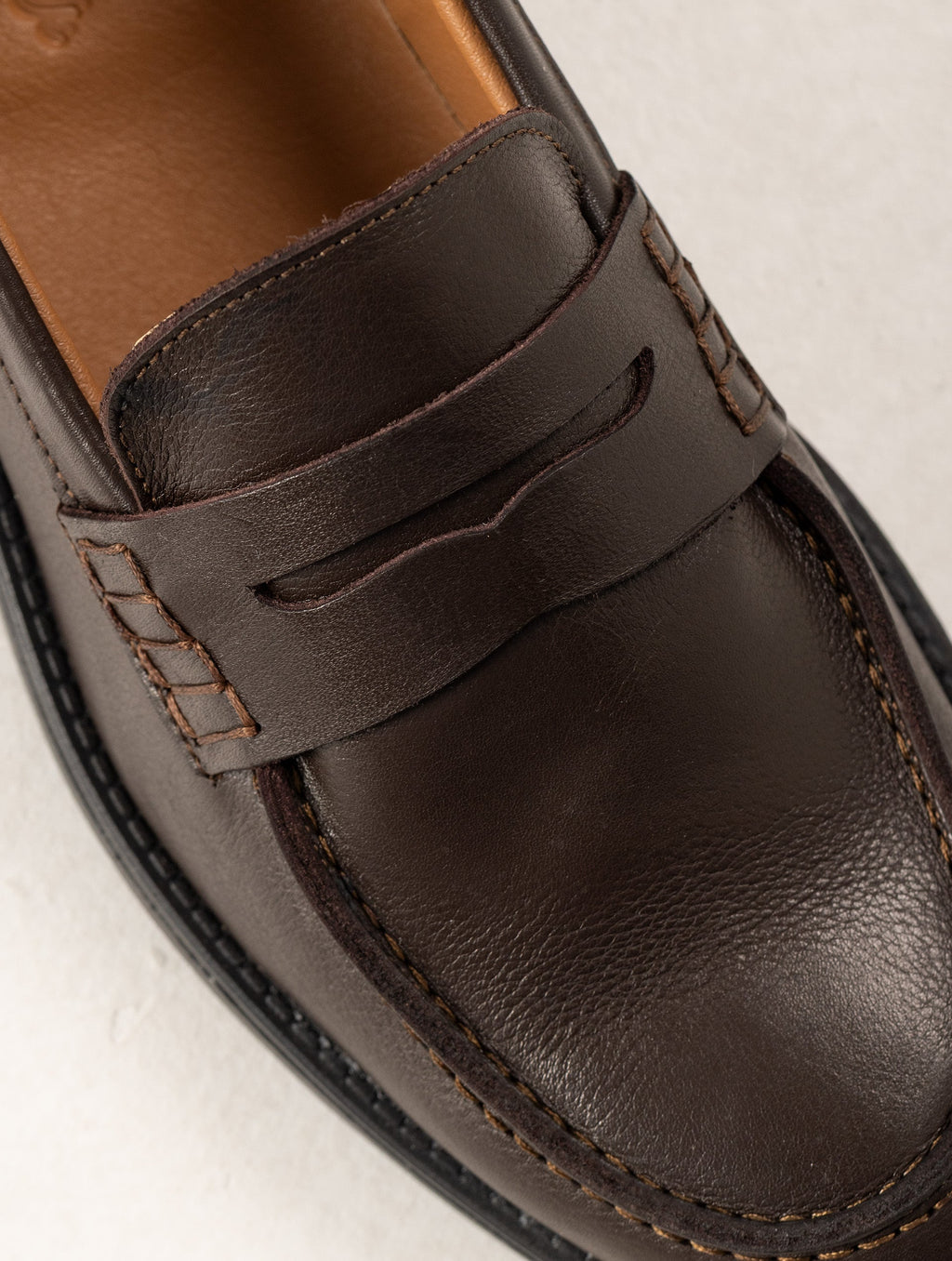 Mocasines de piel marrones