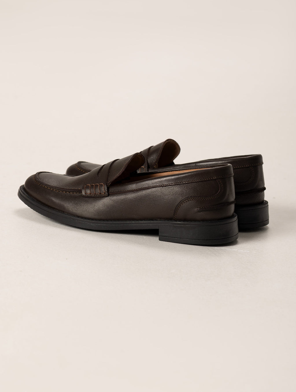 Mocasines de piel marrones