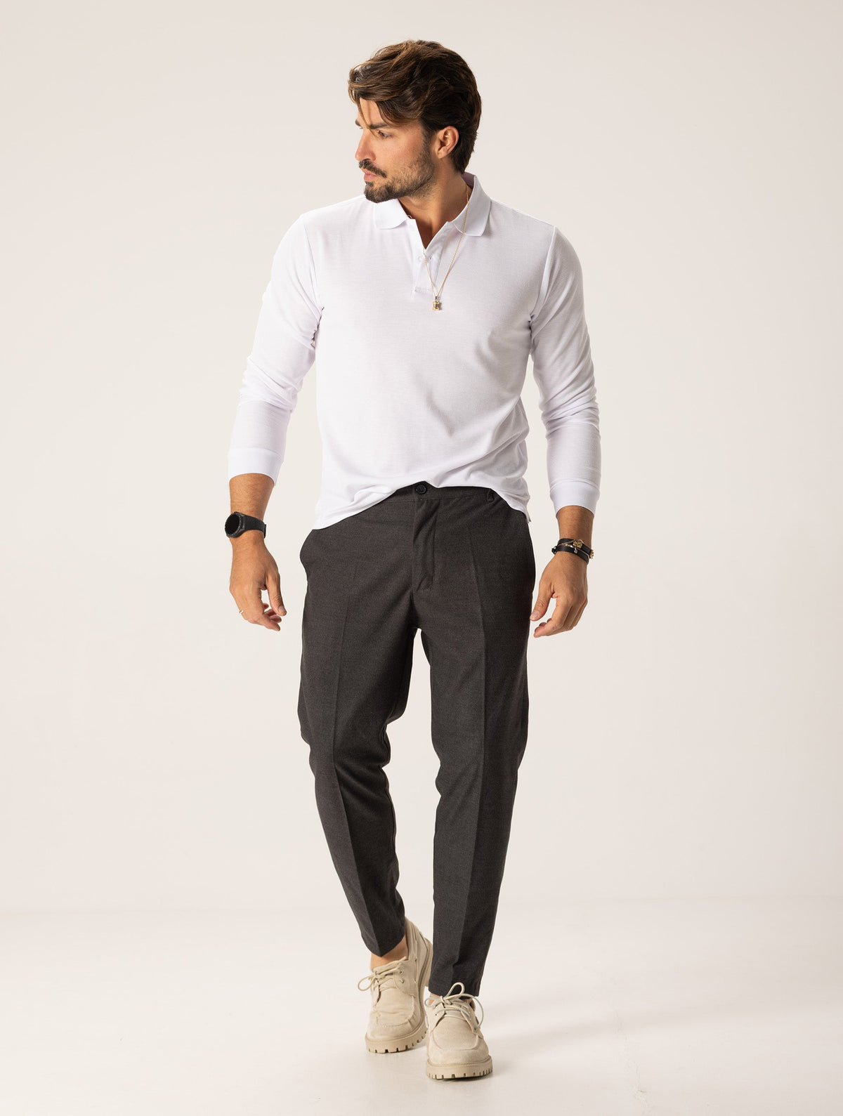 Sudadera con cuello color blanco
