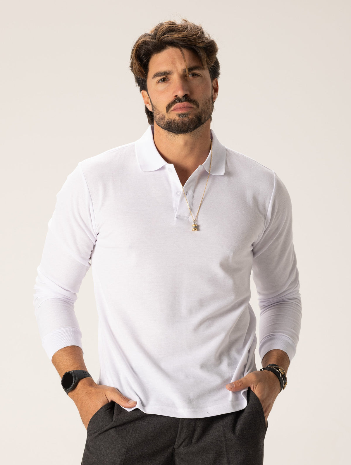 Sudadera con cuello color blanco