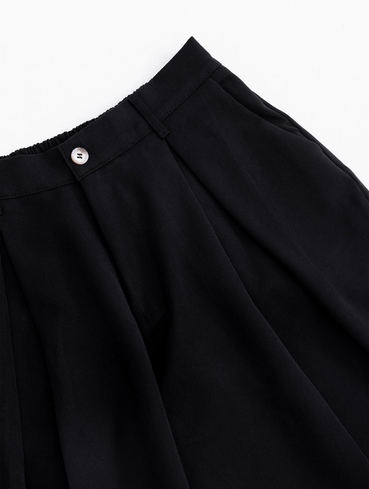 Pantalones casual color negro