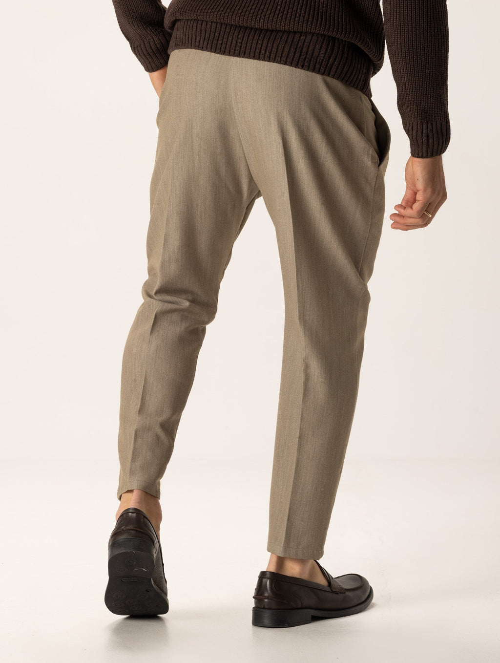 Pantalones formales color beige