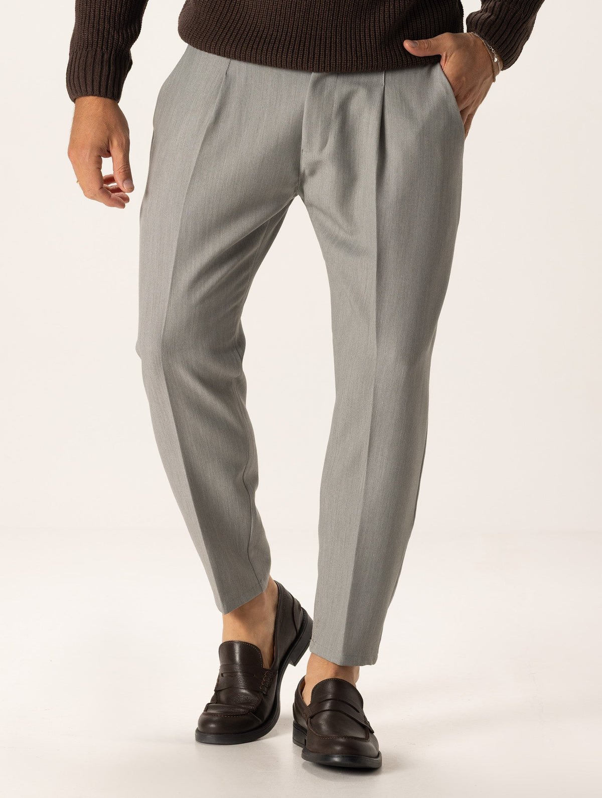 Pantalones formales color gris