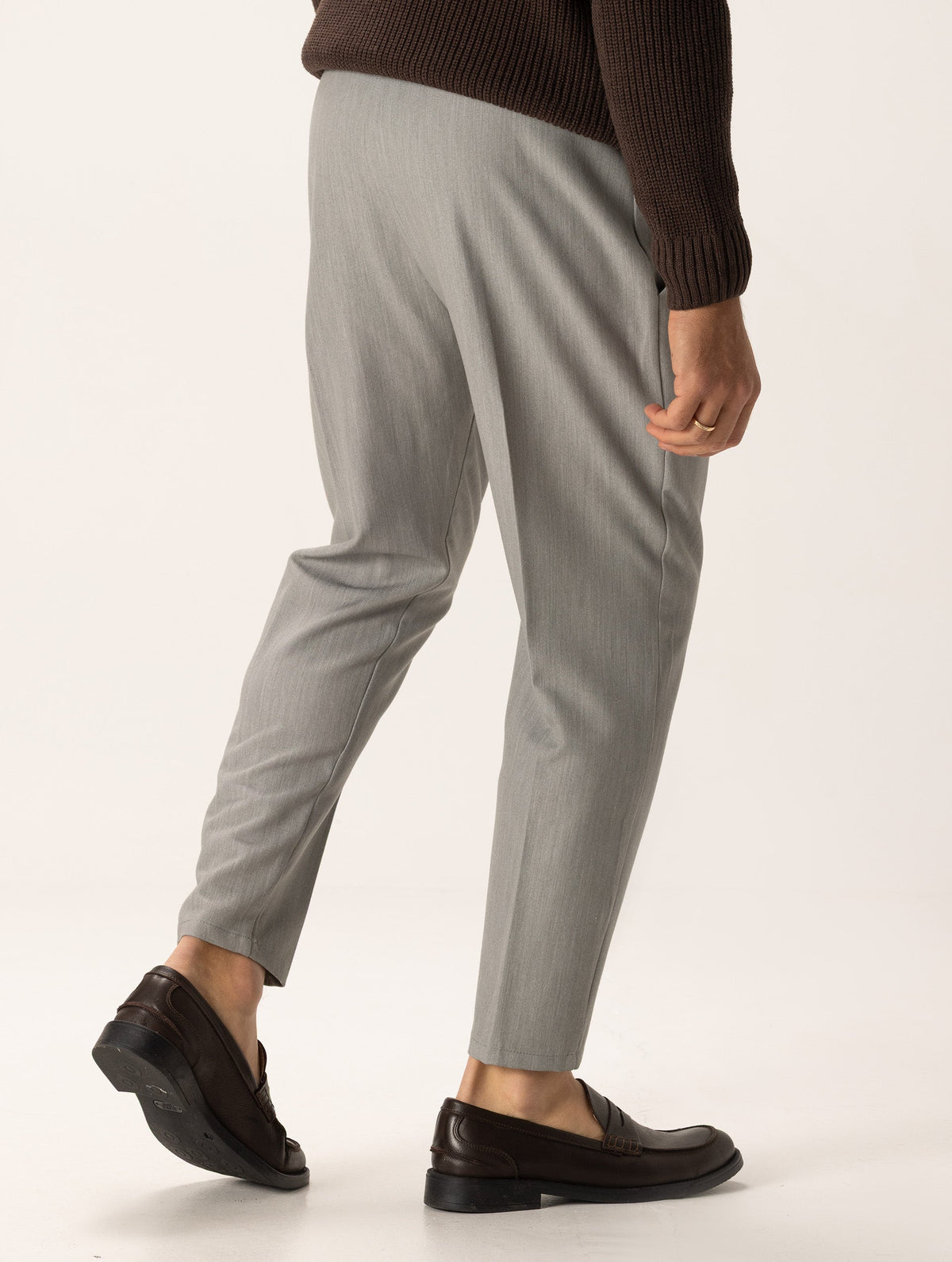 Pantalones formales color gris