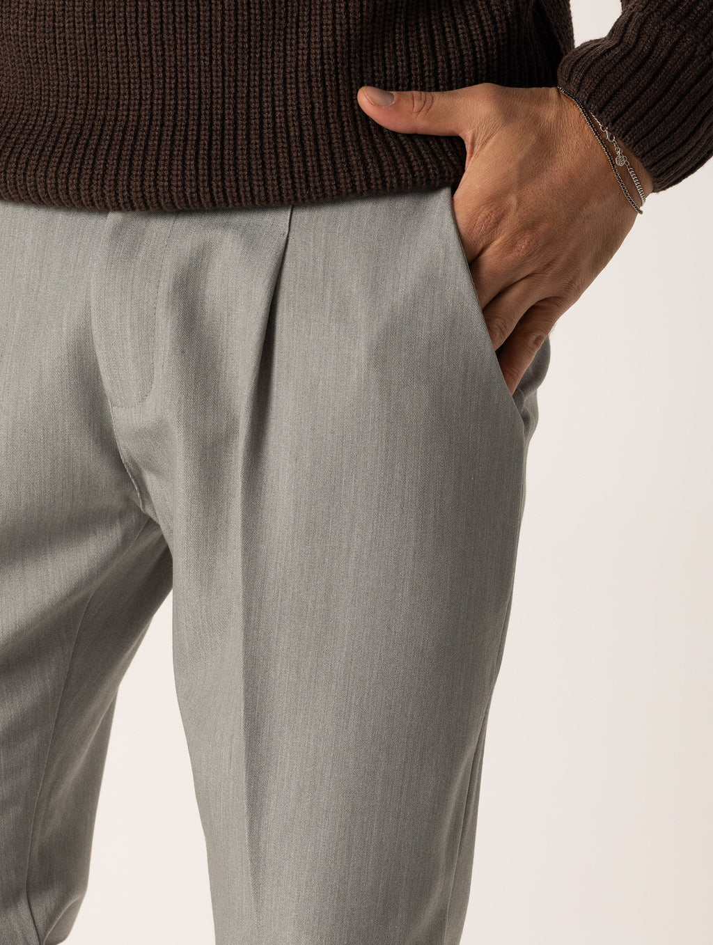 Pantalones formales color gris