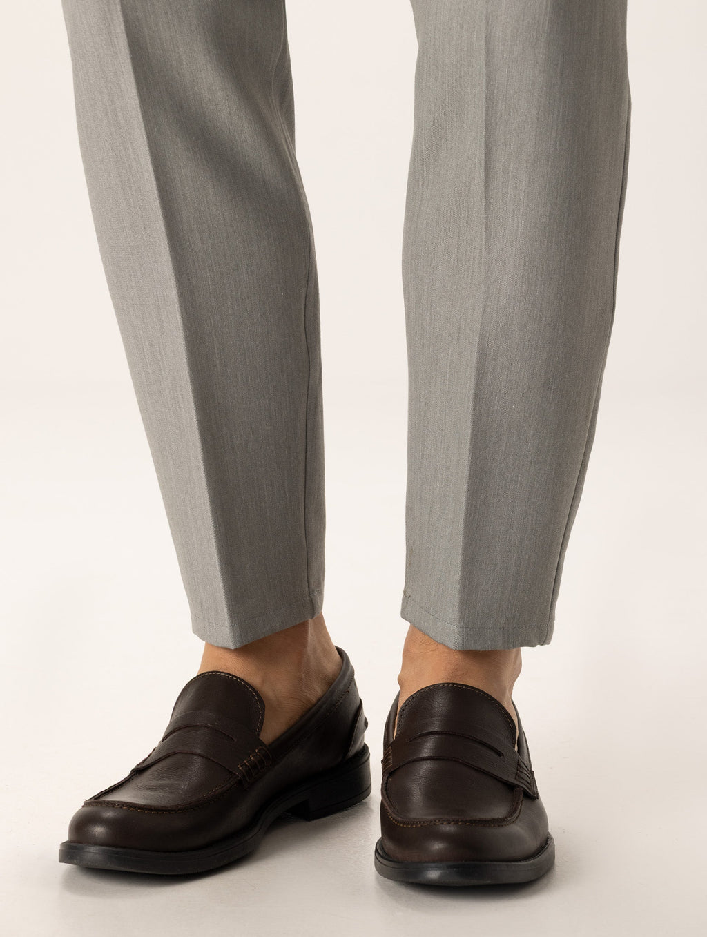 Pantalones formales color gris
