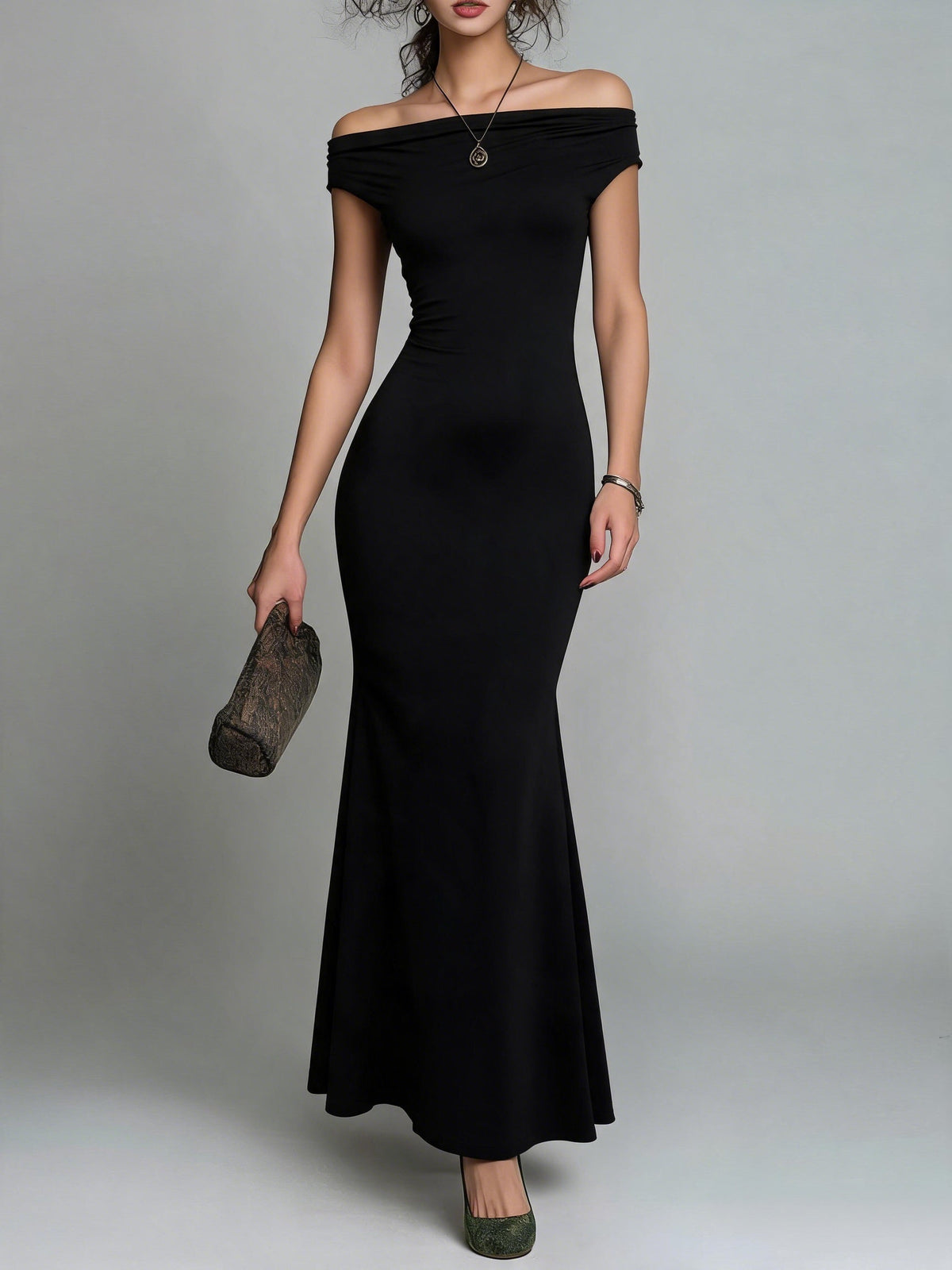 Vestido Largo con hombros descubiertos color negro